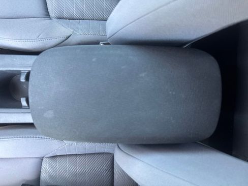 Used 2023 Toyota Corolla Cross AWD Hybrid image 19