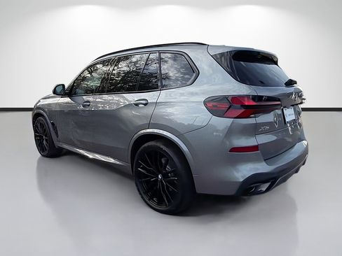 New 2026 BMW X5 xDrive40i w/ M Sport Package image 5