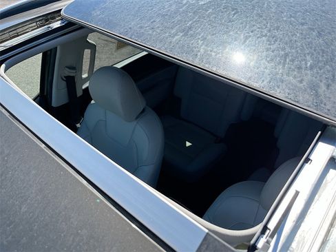 Used 2022 Kia Telluride S image 22