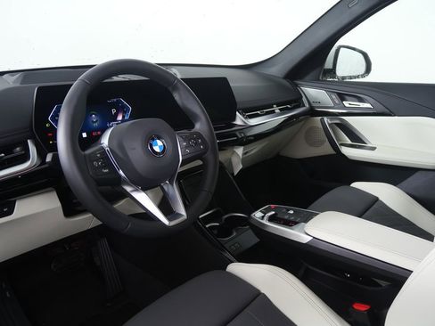 New 2026 BMW X1 xDrive28i w/ Technology Package image 15