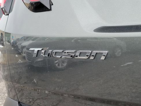 Used 2022 Hyundai Tucson SE image 6