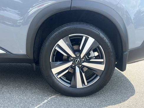 Certified 2023 Nissan Rogue SL FWD image 33