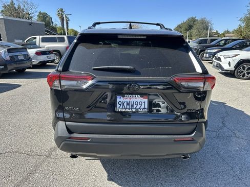 Used 2024 Toyota RAV4 XLE Premium image 3
