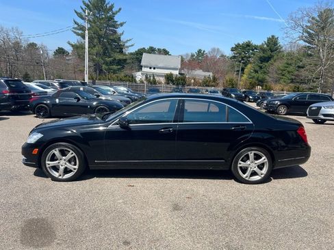 Used 2013 Mercedes-Benz S 550 4MATIC image 2