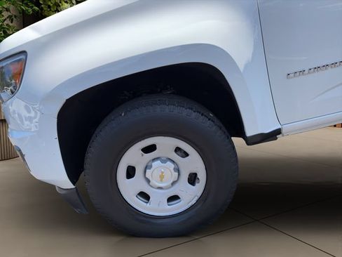 Used 2017 Chevrolet Colorado W/T AWD/4WD image 21