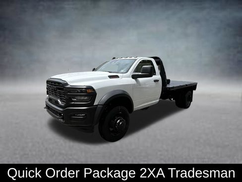 Used 2025 RAM 5500 Tradesman AWD/4WD image 3