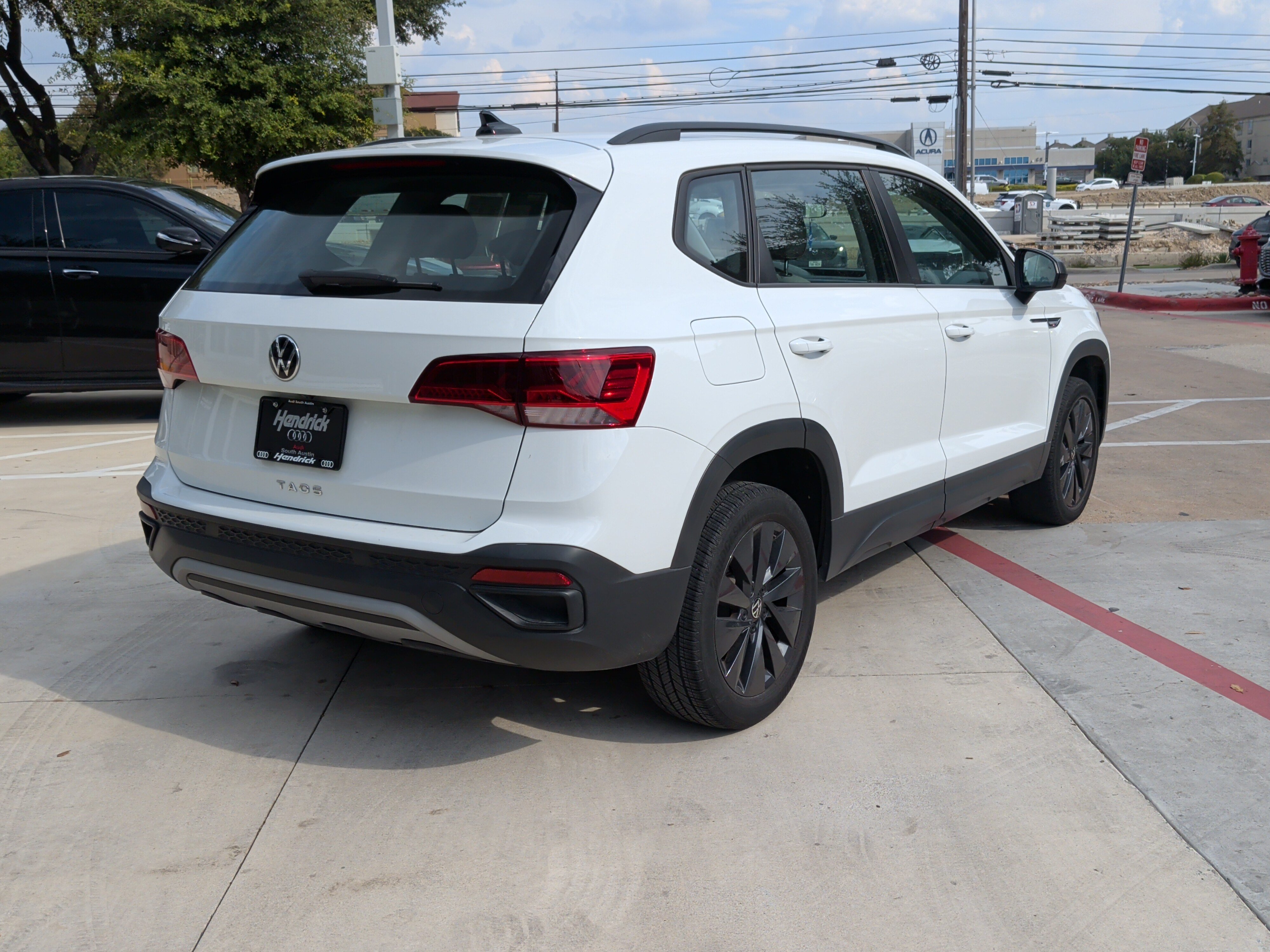 Used 2024 Volkswagen Taos S FWD image 10