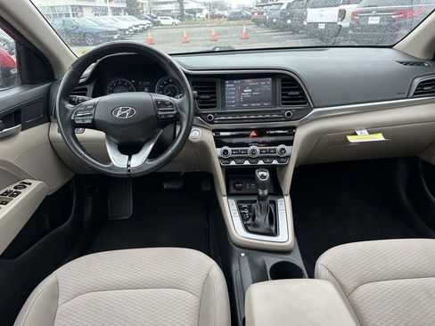 Used 2020 Hyundai Elantra Value Edition image 11