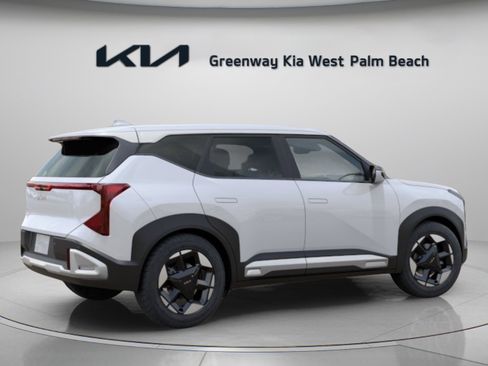 New 2027 Kia Seltos EX FWD image 7