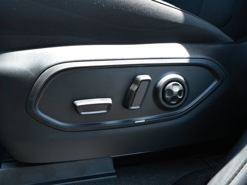 New 2026 Jeep Grand Cherokee Laredo X RWD image 23