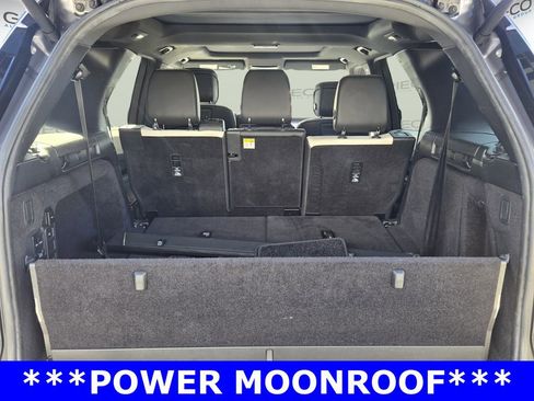 Used 2023 Land Rover Discovery HSE R-Dynamic image 7