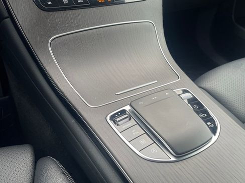Used 2022 Mercedes-Benz GLC 300 4MATIC image 27