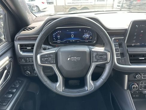 Used 2023 Chevrolet Tahoe Z71 w/ Luxury Package image 14