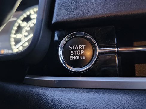 Used 2022 Mitsubishi Outlander ES image 6