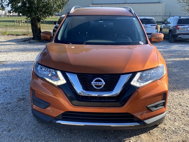 Used 2017 Nissan Rogue SV AWD/4WD image 10