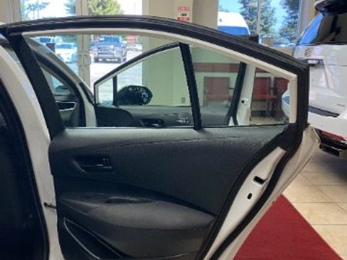 Used 2023 Toyota Corolla LE FWD image 7