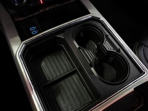 Used 2019 Ford F250 Lariat w/ Lariat Ultimate Package image 25