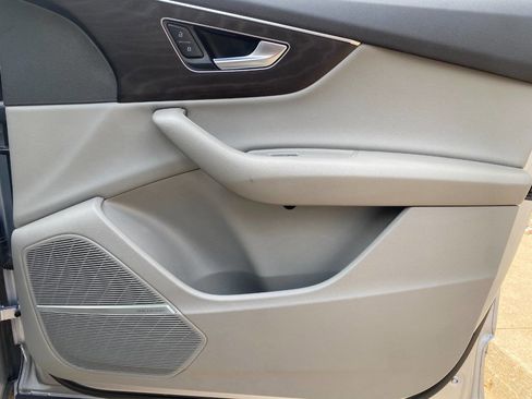 Used 2022 Audi Q7 2.0T Premium Plus w/ Premium Plus Package image 16