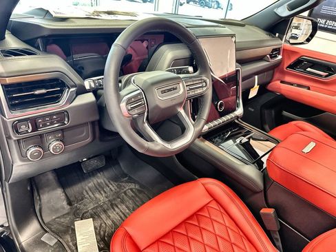 New 2026 GMC Yukon Denali w/ Sun & Power Step Package RWD image 20