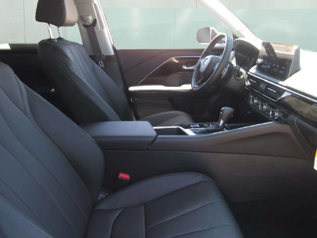 Certified 2025 Acura ADX AWD image 9