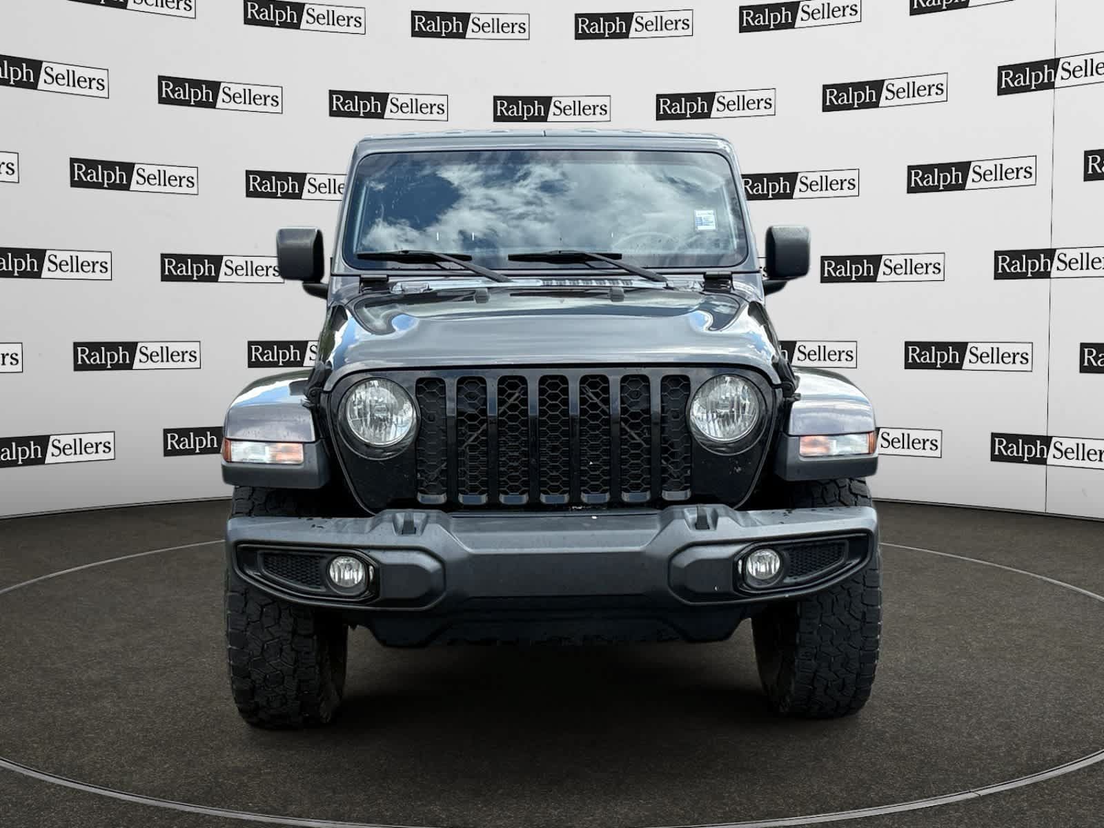 Used 2021 Jeep Gladiator Sport AWD/4WD image 8