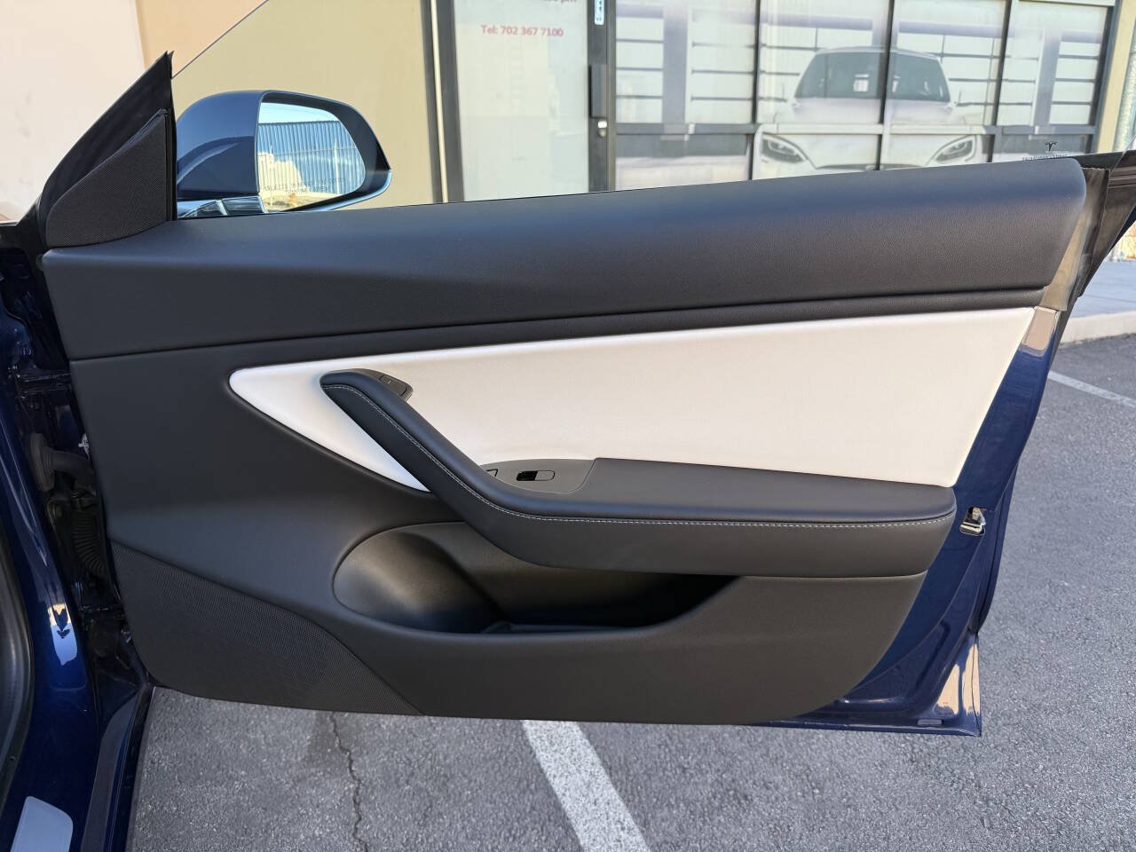 Used 2018 Tesla Model 3 Long Range AWD/4WD image 27