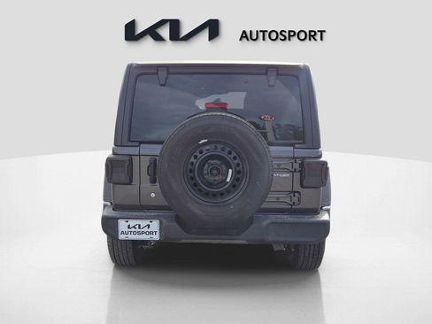 Used 2020 Jeep Wrangler Unlimited Sport image 9