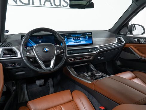 Certified 2024 BMW X5 xDrive40i w/ Premium Package AWD/4WD image 16