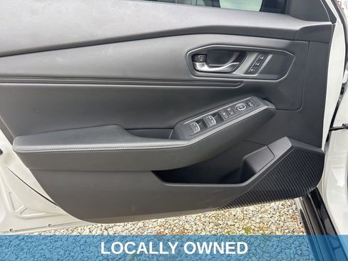 Used 2023 Honda Accord Sport image 6