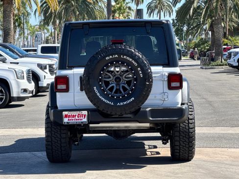 Used 2025 Jeep Wrangler Unlimited Sport AWD/4WD image 5