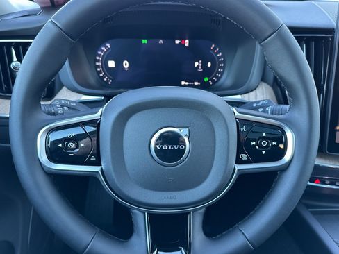 New 2026 Volvo XC60 B5 Plus w/ Protection Package Premier AWD/4WD image 23