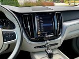 Used 2018 Volvo XC60 T6 Momentum w/ Advanced Package image 6