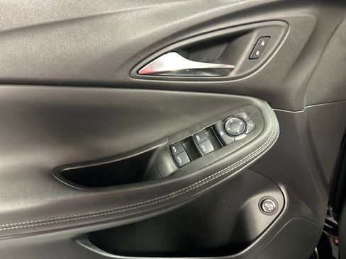 Used 2023 Buick Encore GX Select w/ Sport Touring Package FWD image 14