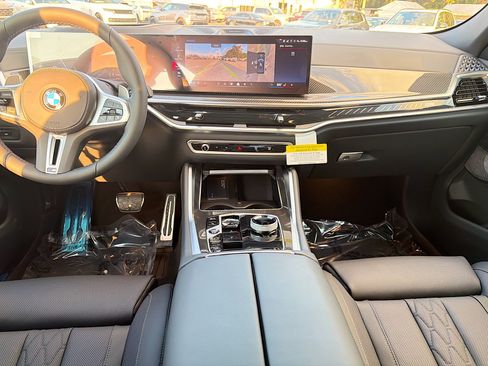 New 2026 BMW X6 M60i image 19