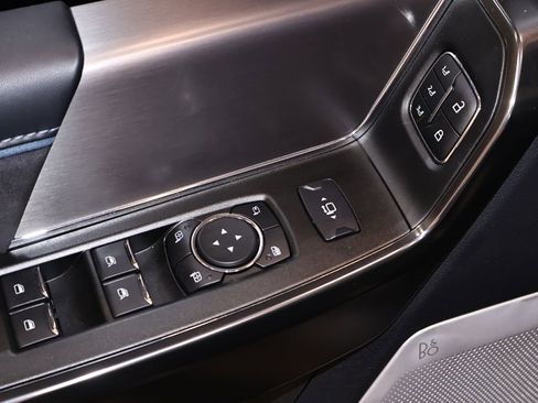 Certified 2026 Ford F250 Platinum AWD/4WD image 12