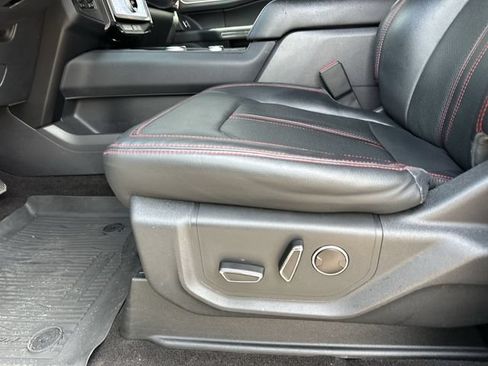 Used 2023 Ford Expedition Limited AWD/4WD image 13