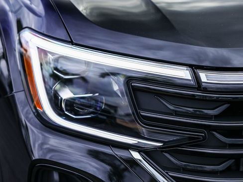 New 2026 Volkswagen Atlas Cross Sport SE image 17