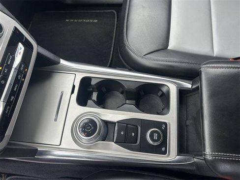 Used 2023 Ford Explorer XLT w/ Equipment Group 202A image 18