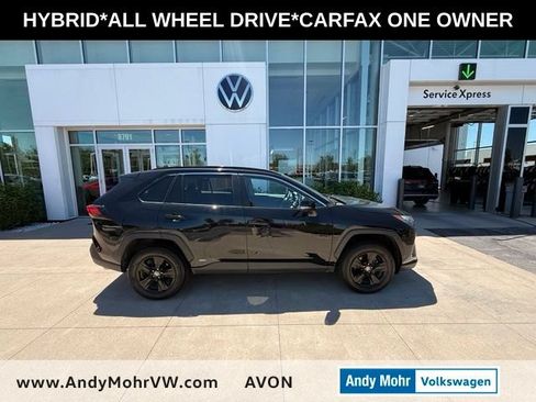 Used 2024 Toyota RAV4 XLE AWD/4WD image 5