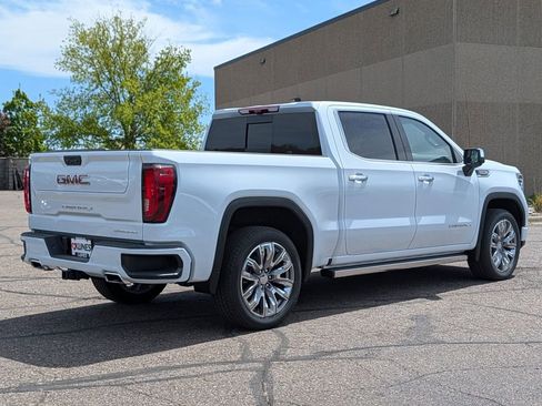 New 2026 GMC Sierra 1500 Denali w/ Denali Reserve Package AWD/4WD image 11