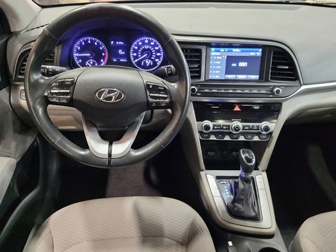 Used 2020 Hyundai Elantra Value Edition FWD image 22