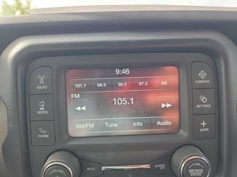 Used 2019 Jeep Wrangler Unlimited Sport S AWD/4WD image 17