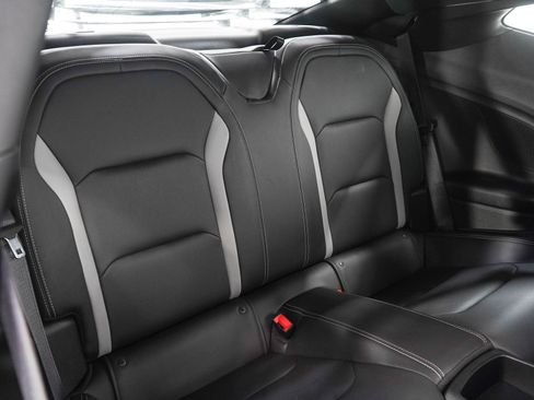 Used 2019 Chevrolet Camaro SS RWD image 15