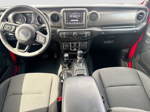 Certified 2023 Jeep Wrangler Unlimited w/ Convenience Group AWD/4WD image 24
