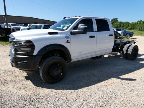 New 2026 RAM 4500 Tradesman AWD/4WD image 7