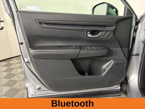 Used 2025 Honda CR-V Sport image 9