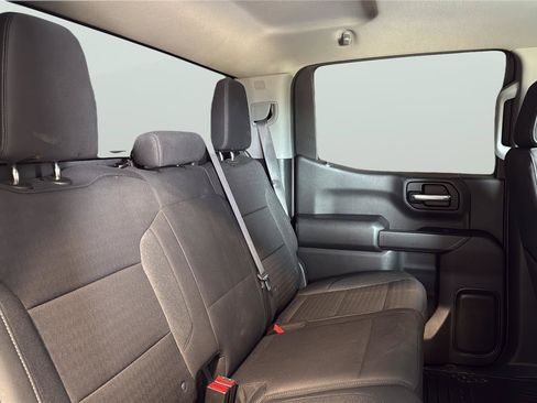 Used 2022 Chevrolet Silverado 1500 Custom AWD/4WD image 17