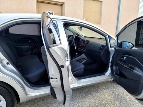 Used 2013 Kia Rio EX image 24