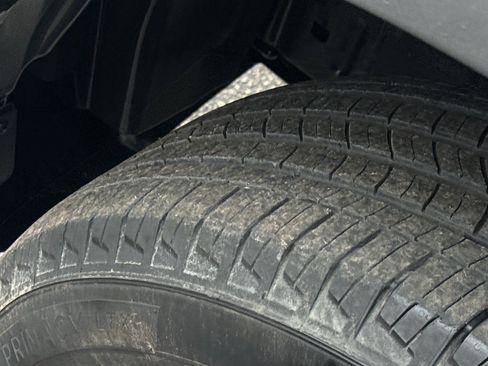 Certified 2023 Nissan Frontier SV w/ SV Premium Package image 11