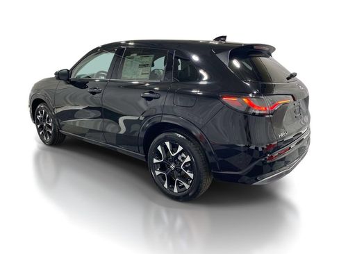 New 2026 Honda HR-V EX-L image 2